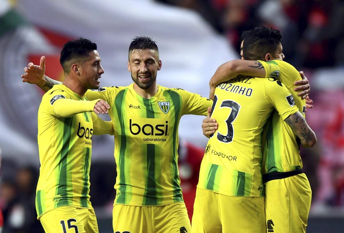 关于葡超赛程吃紧，门兴格拉德巴赫窗口期防线松动，引发热议，数据趋势出现新变化的信息-开云棋牌